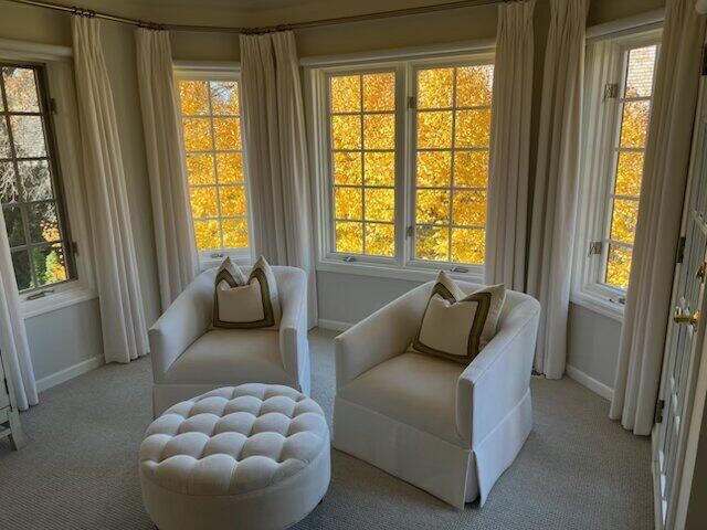 203 Settlers Court Property Photo 5