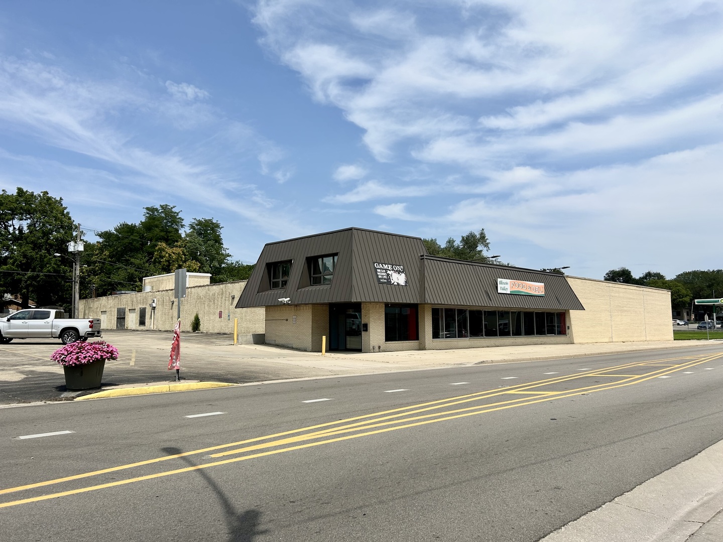 235 3rd Street Property Photo 1