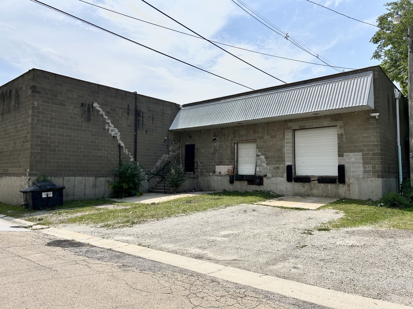 235 3rd Street Property Photo 17