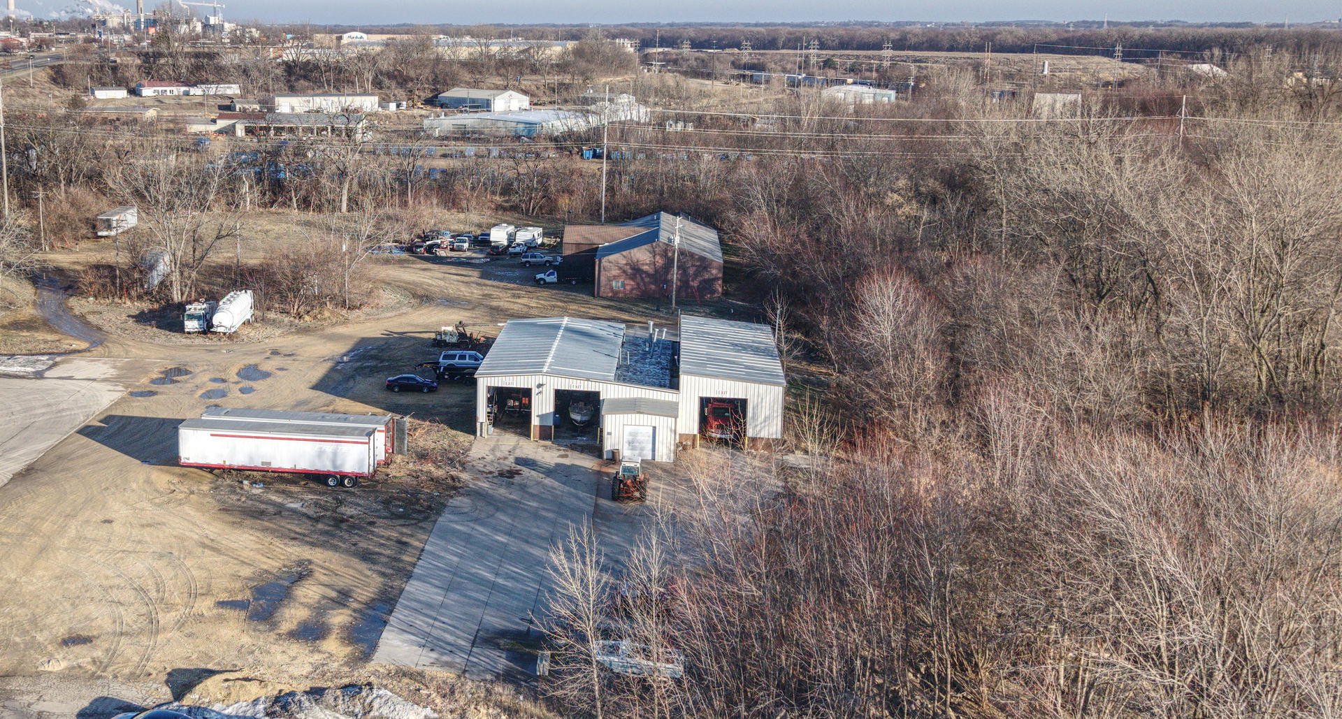 2243 Lincoln Way Property Photo 4