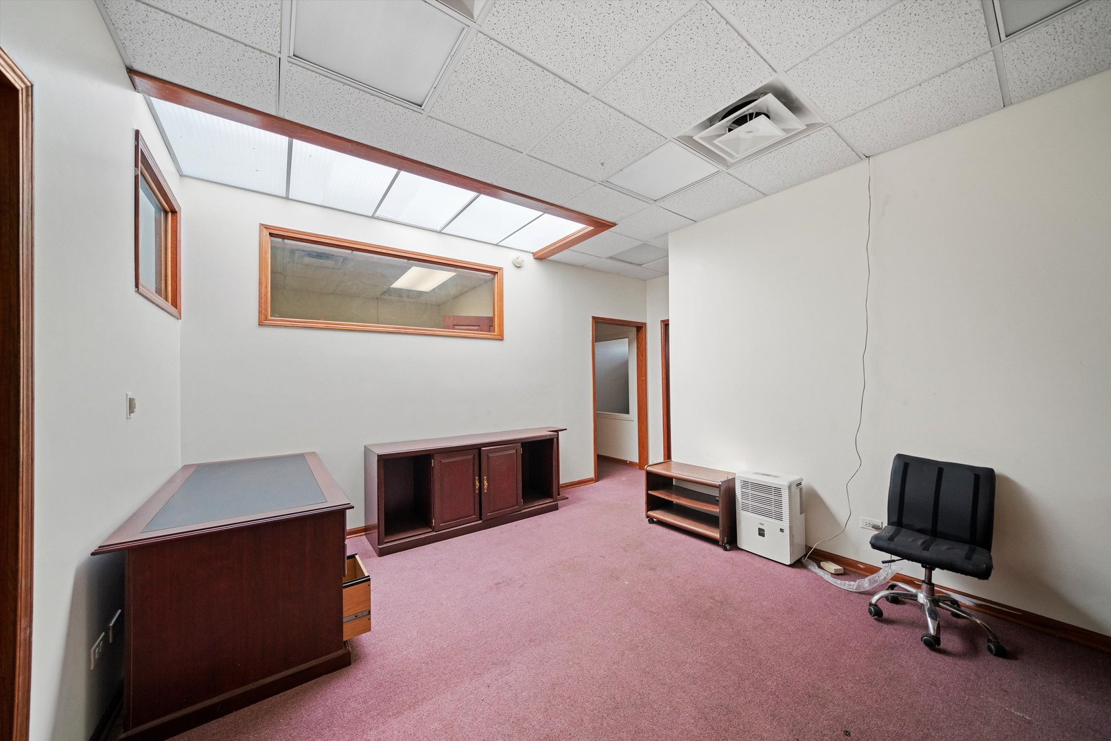 591 Burnham Avenue Property Photo 6
