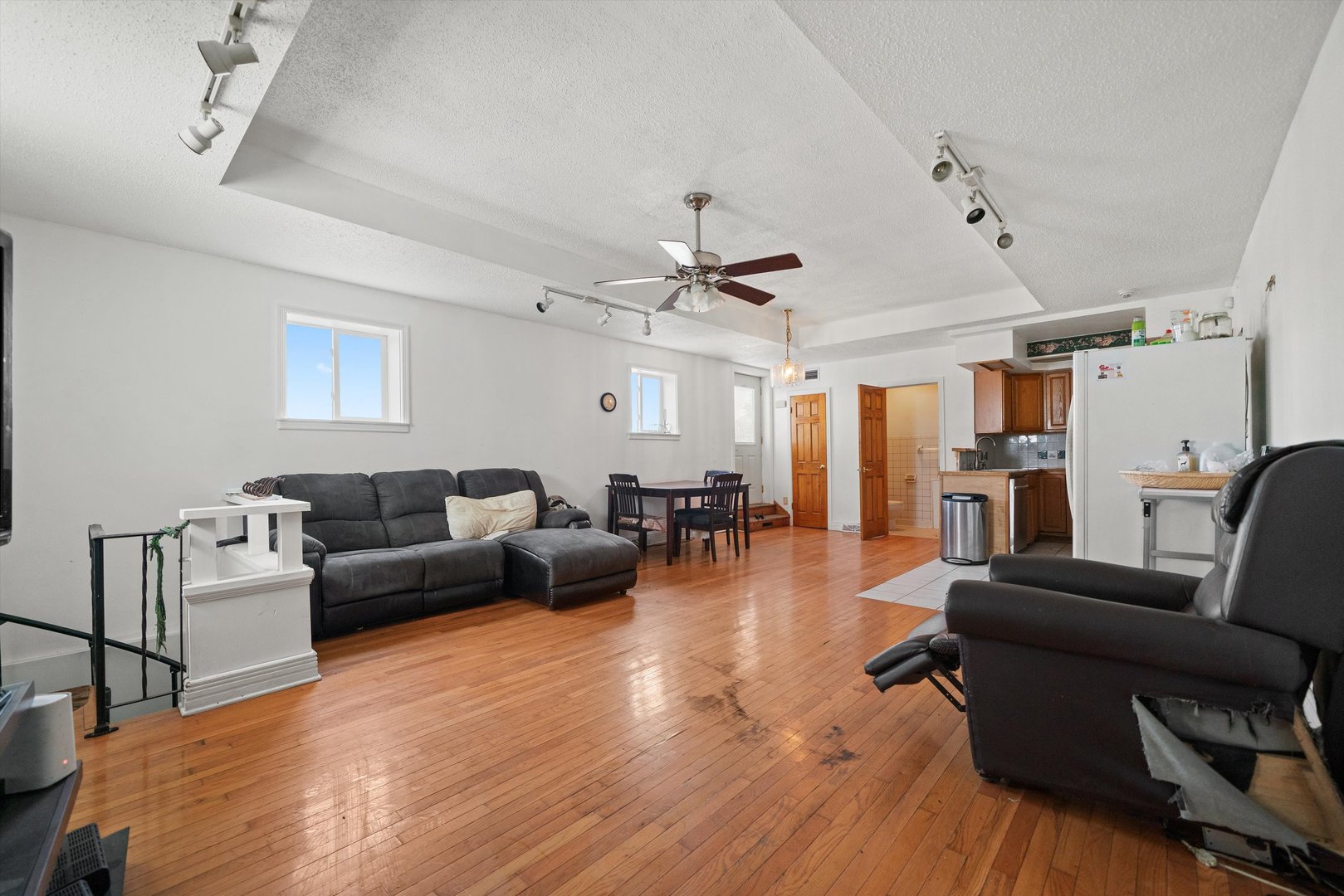 591 Burnham Avenue Property Photo 34