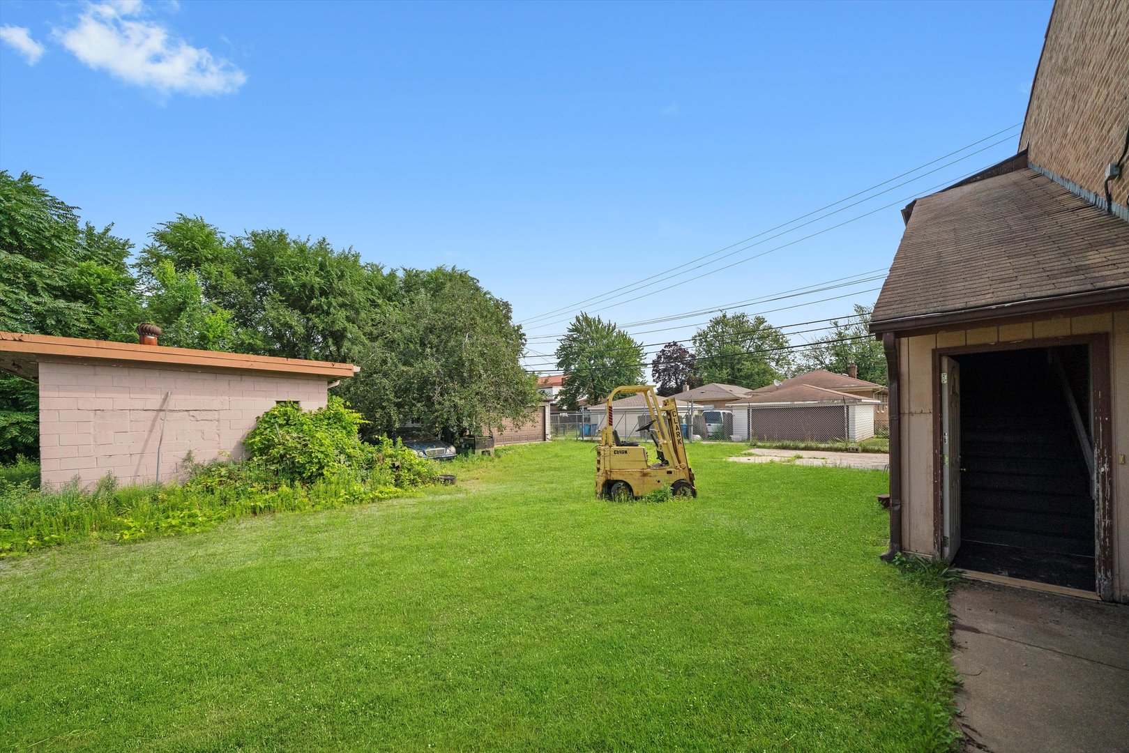 591 Burnham Avenue Property Photo 39