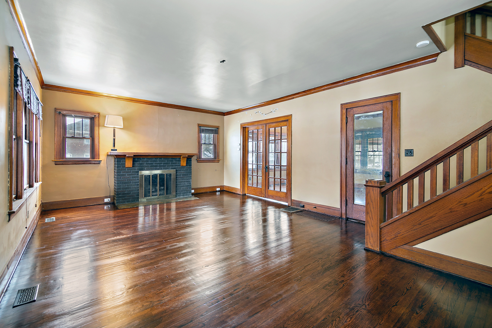 997 S Evergreen Avenue Property Photo 3