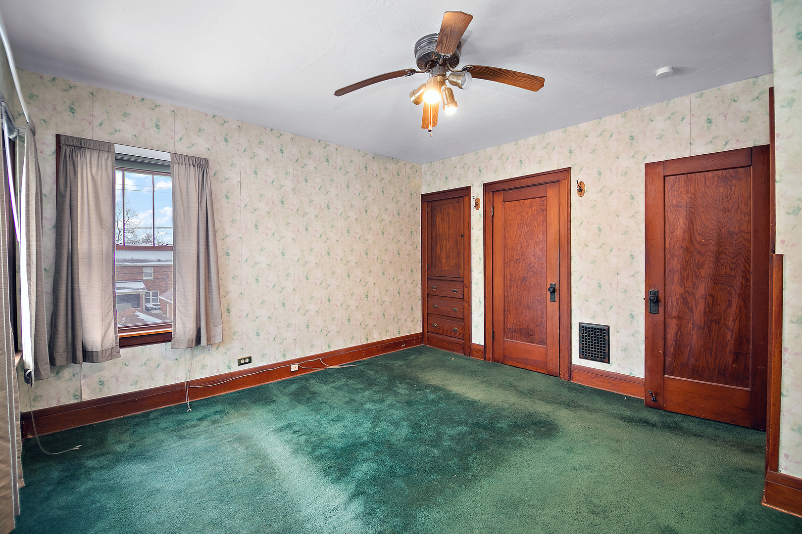 997 S Evergreen Avenue Property Photo 21