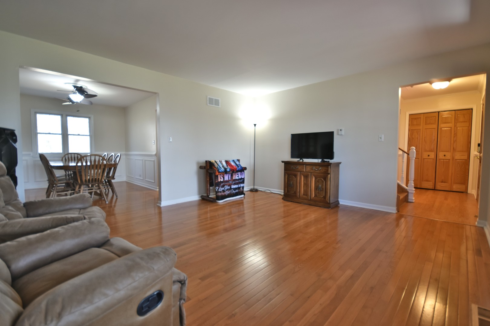 6n264 Weber Drive Property Photo 8