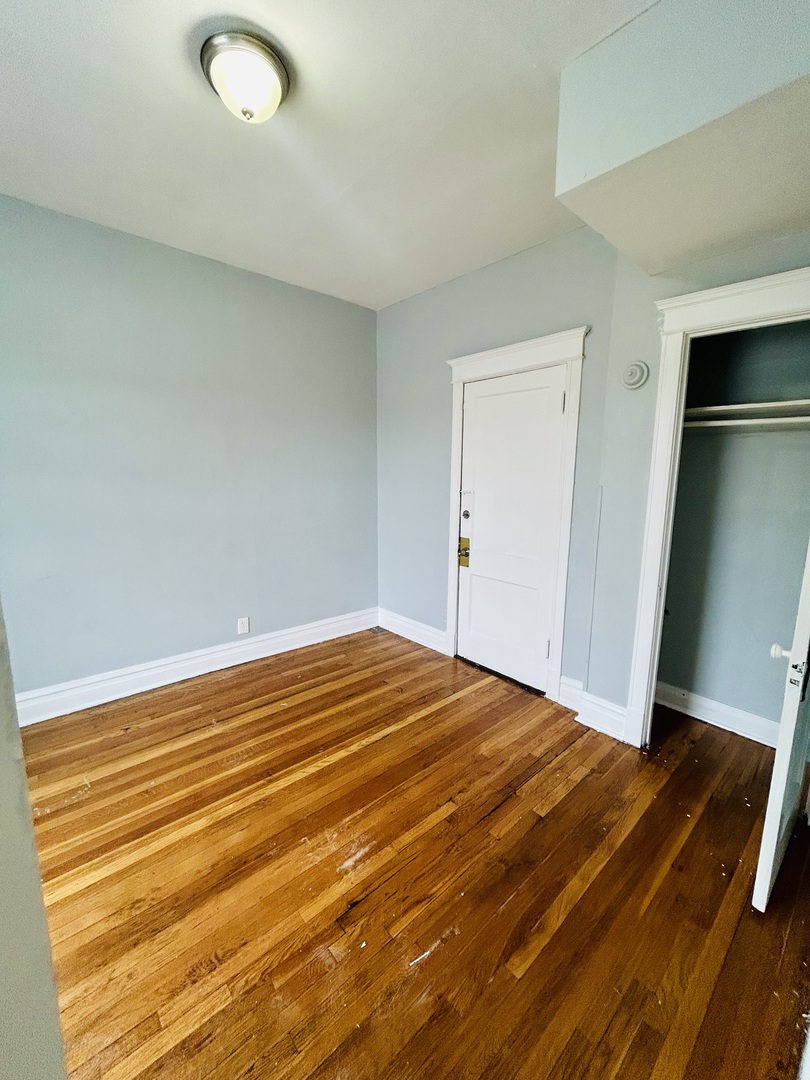 7459 S Champlain Avenue Property Photo 10