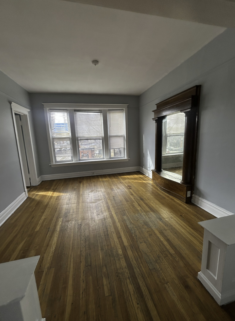 7459 S Champlain Avenue Property Photo 18