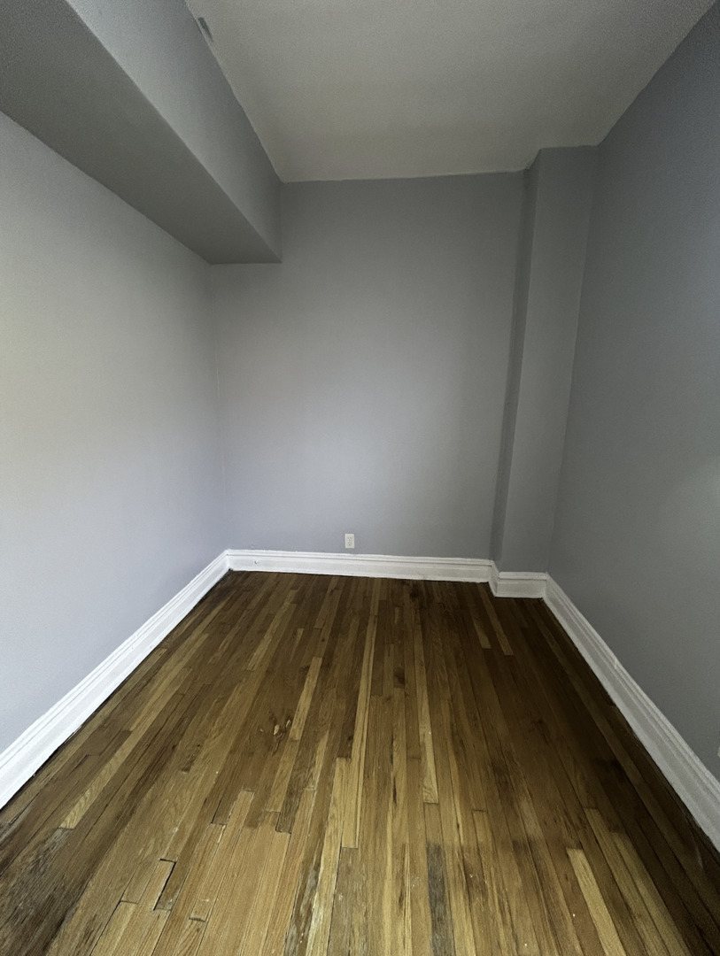 7459 S Champlain Avenue Property Photo 22