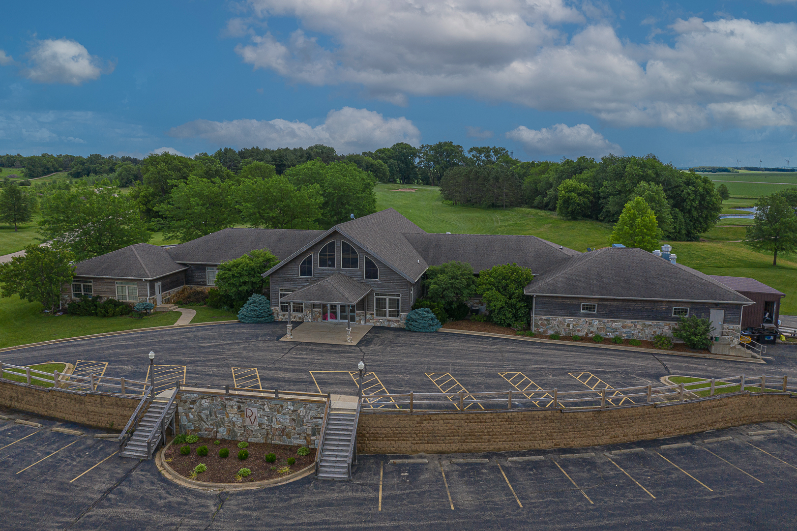 000 Deer Valley Drive Property Photo 6