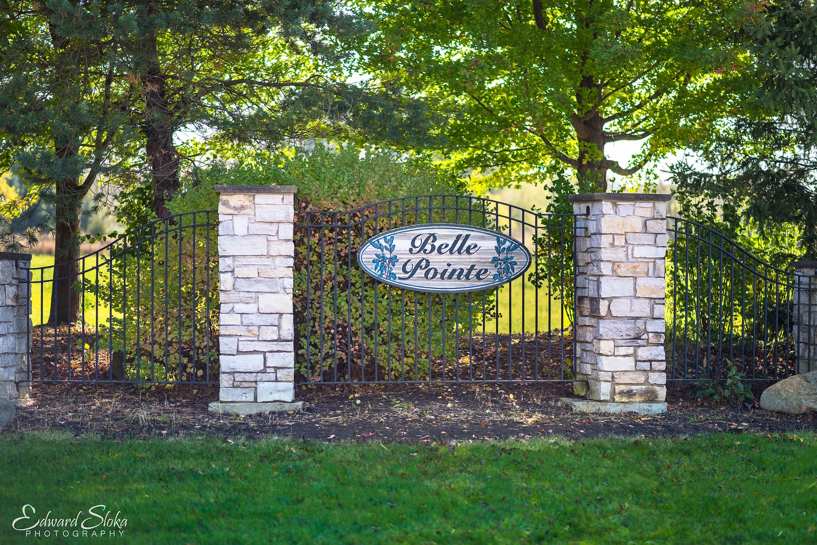 16009 Sara Lane Property Photo 2