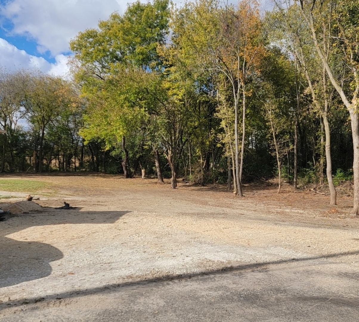 8621 Us Highway 12 Highway Property Photo 3