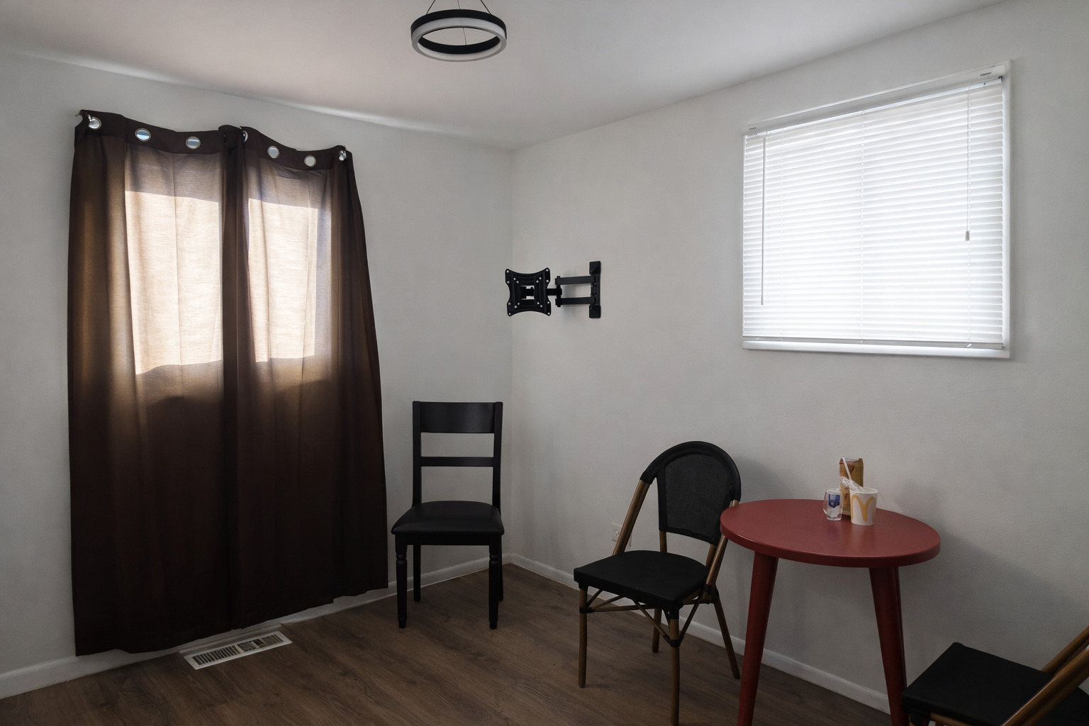 1020 Park Avenue Property Photo 4