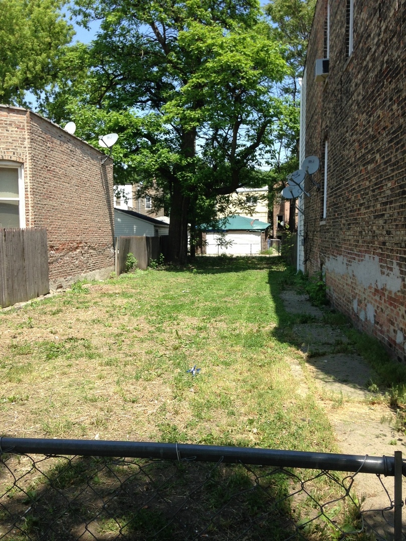 4030 W Arthington Street Property Photo 1