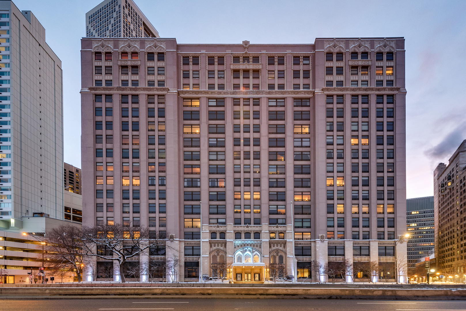 680 N Lake Shore Drive 821 Property Photo