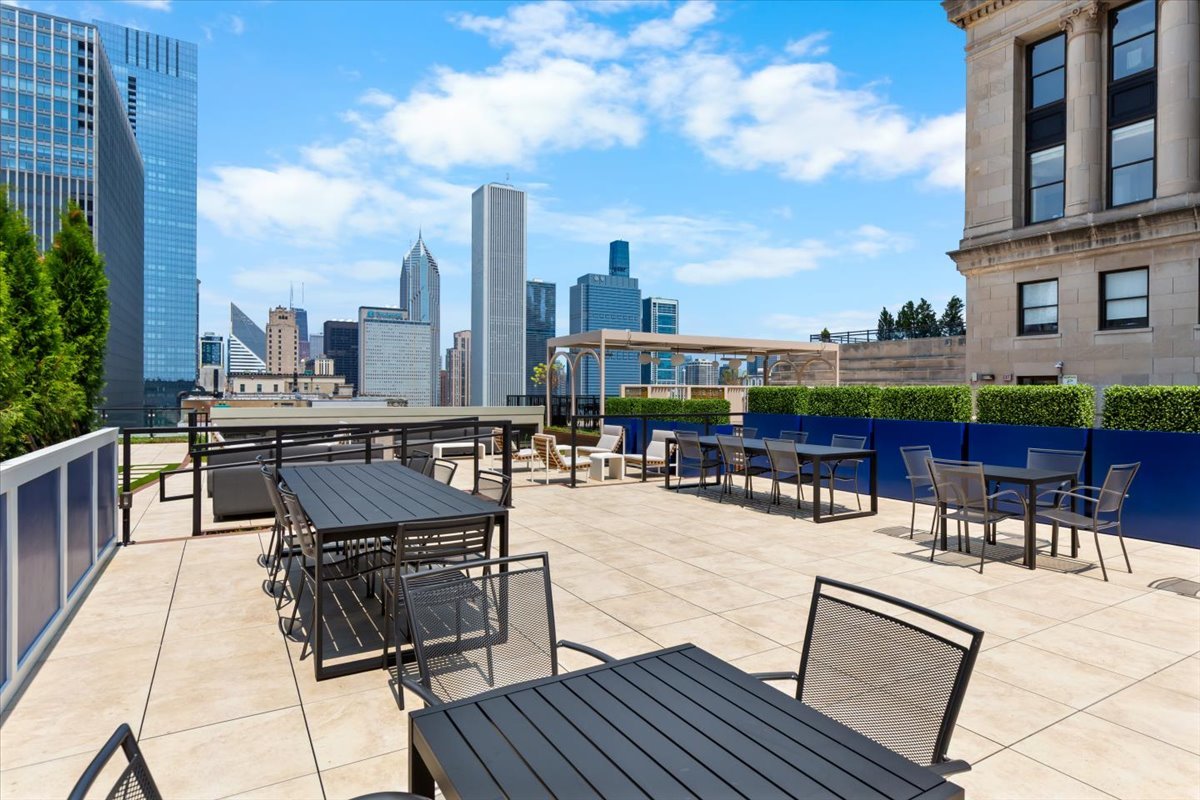 310 S Michigan Avenue 1500 Property Photo 55