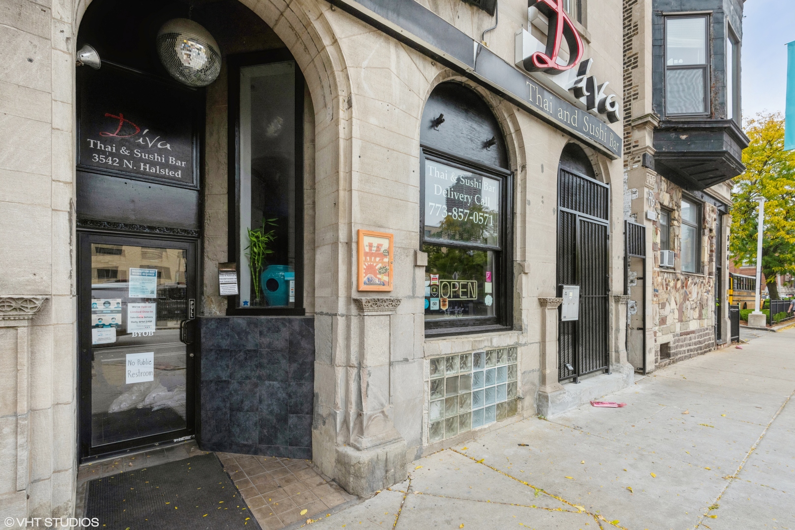 3542 N Halsted Street Property Photo 2