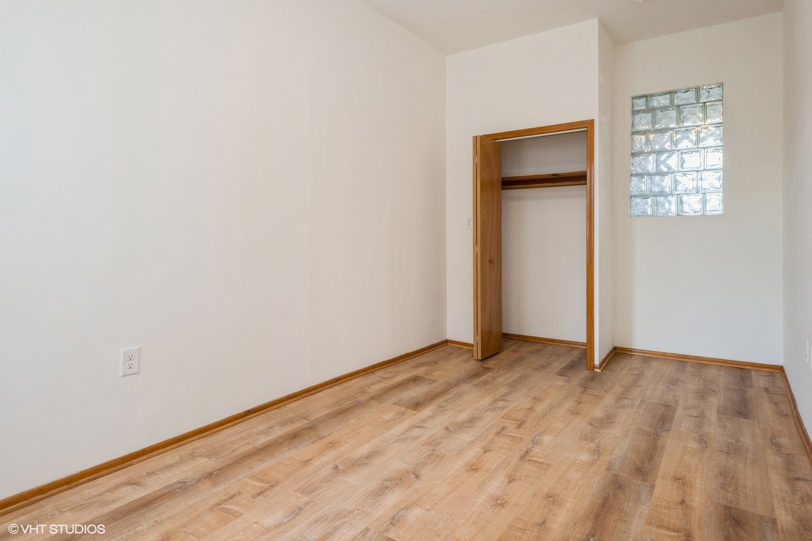 3542 N Halsted Street Property Photo 15