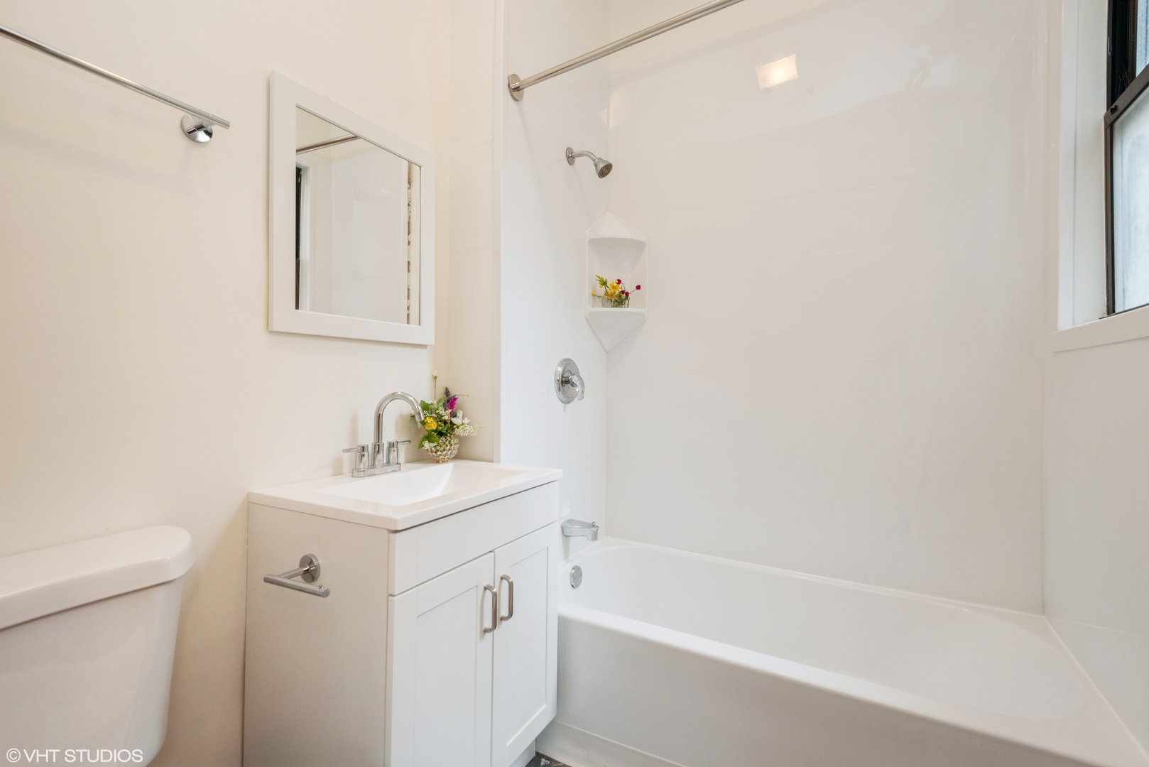 3542 N Halsted Street Property Photo 27