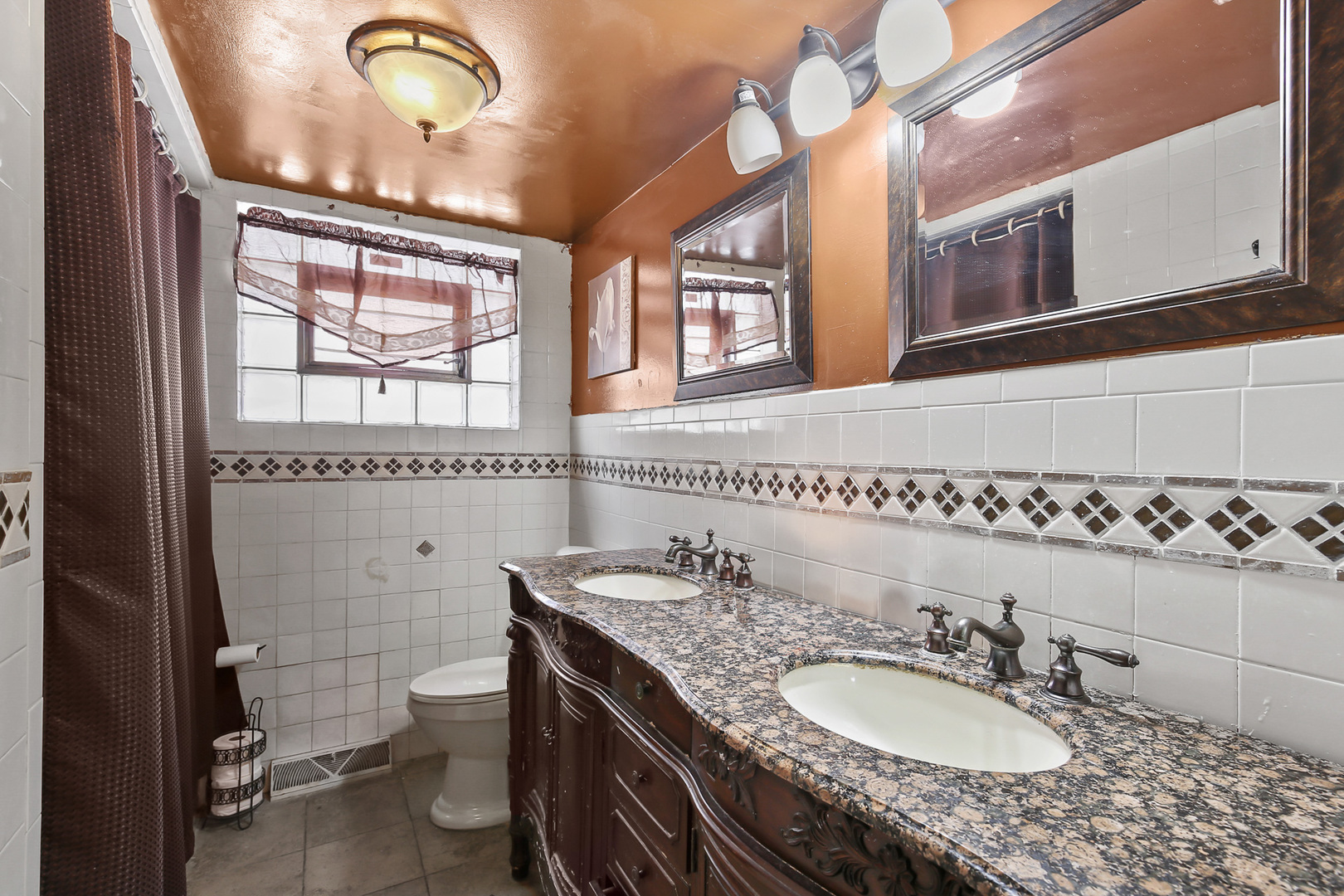 12544975 Property Photo 10