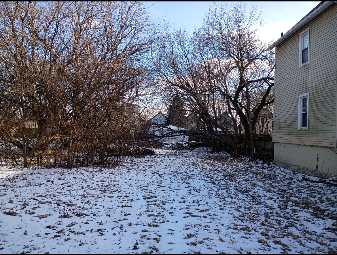 6719 S Perry Avenue Property Photo 2