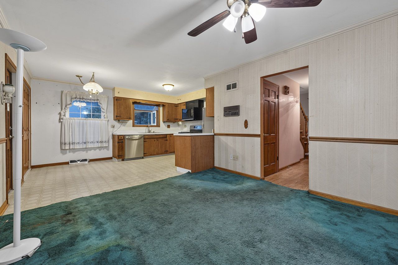 27w084 Fleming Drive Property Photo 13