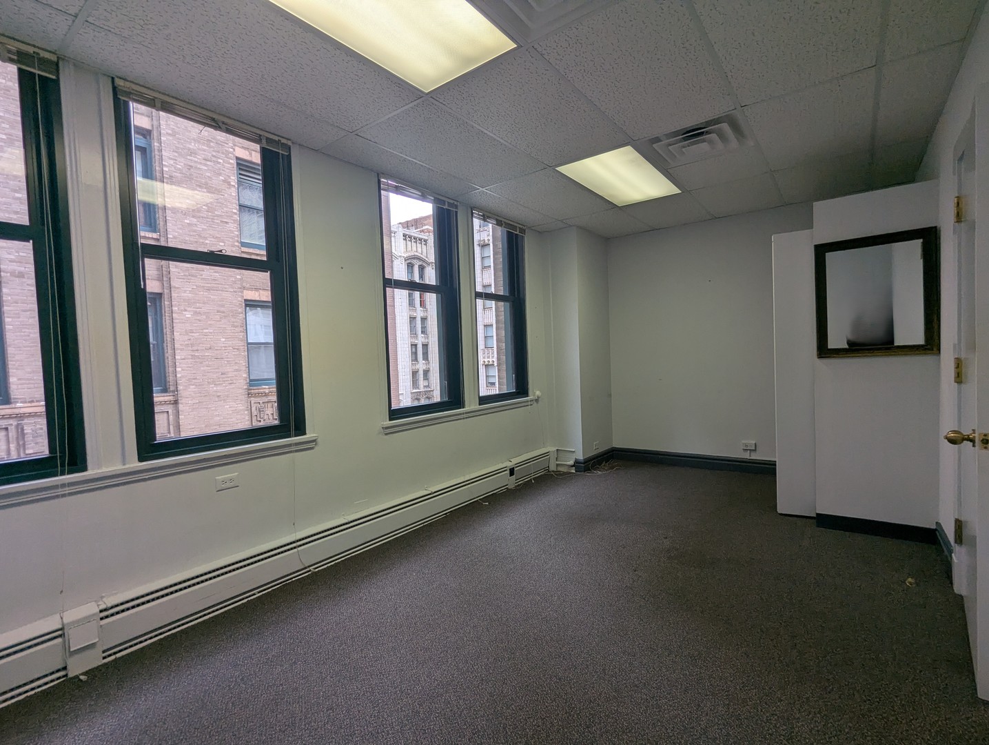 111 N Wabash Avenue 1806 Property Photo 4