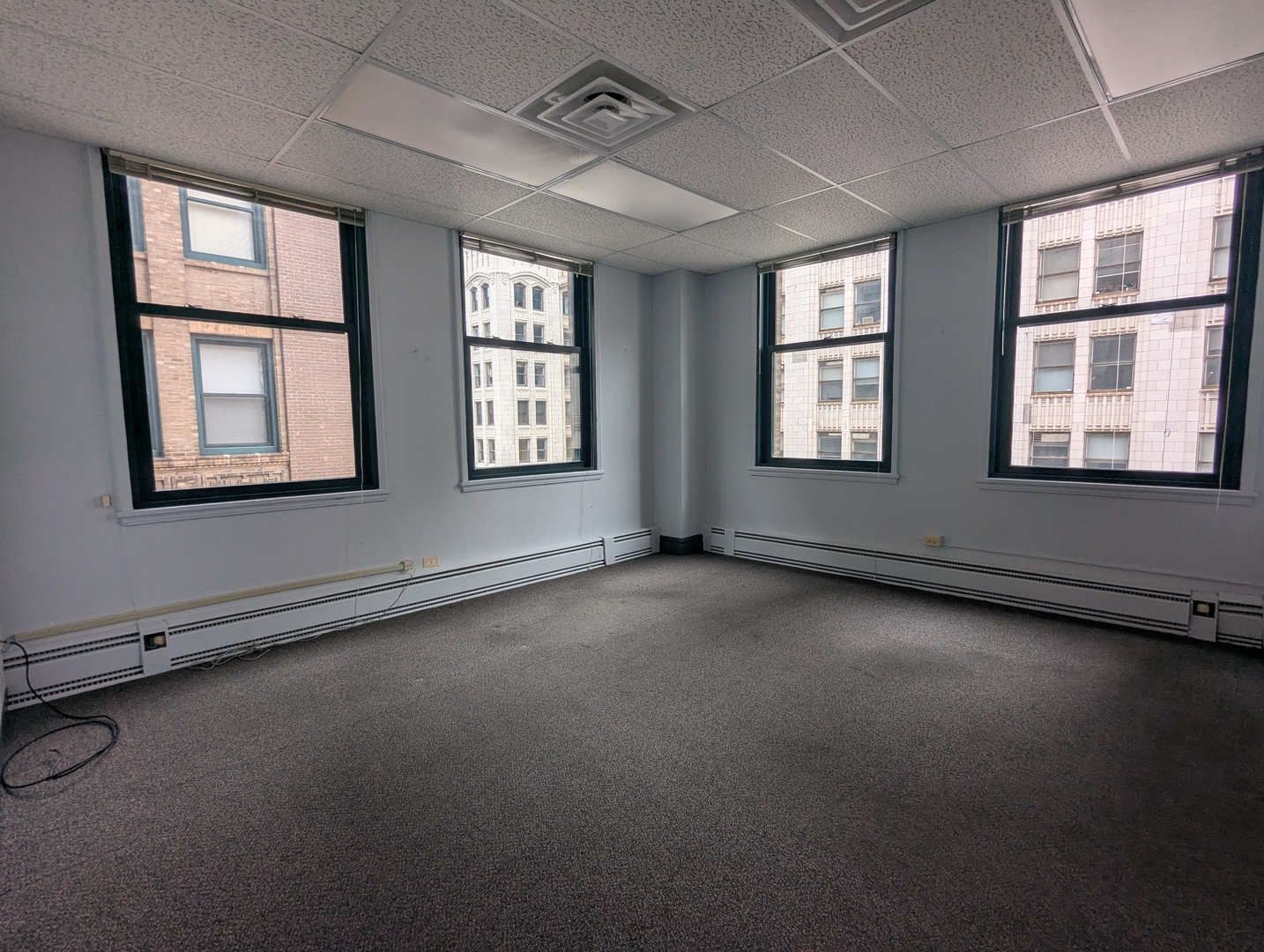 111 N Wabash Avenue 1806 Property Photo 5