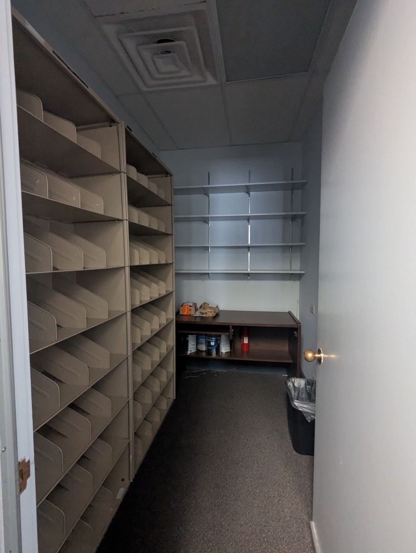 111 N Wabash Avenue 1806 Property Photo 8
