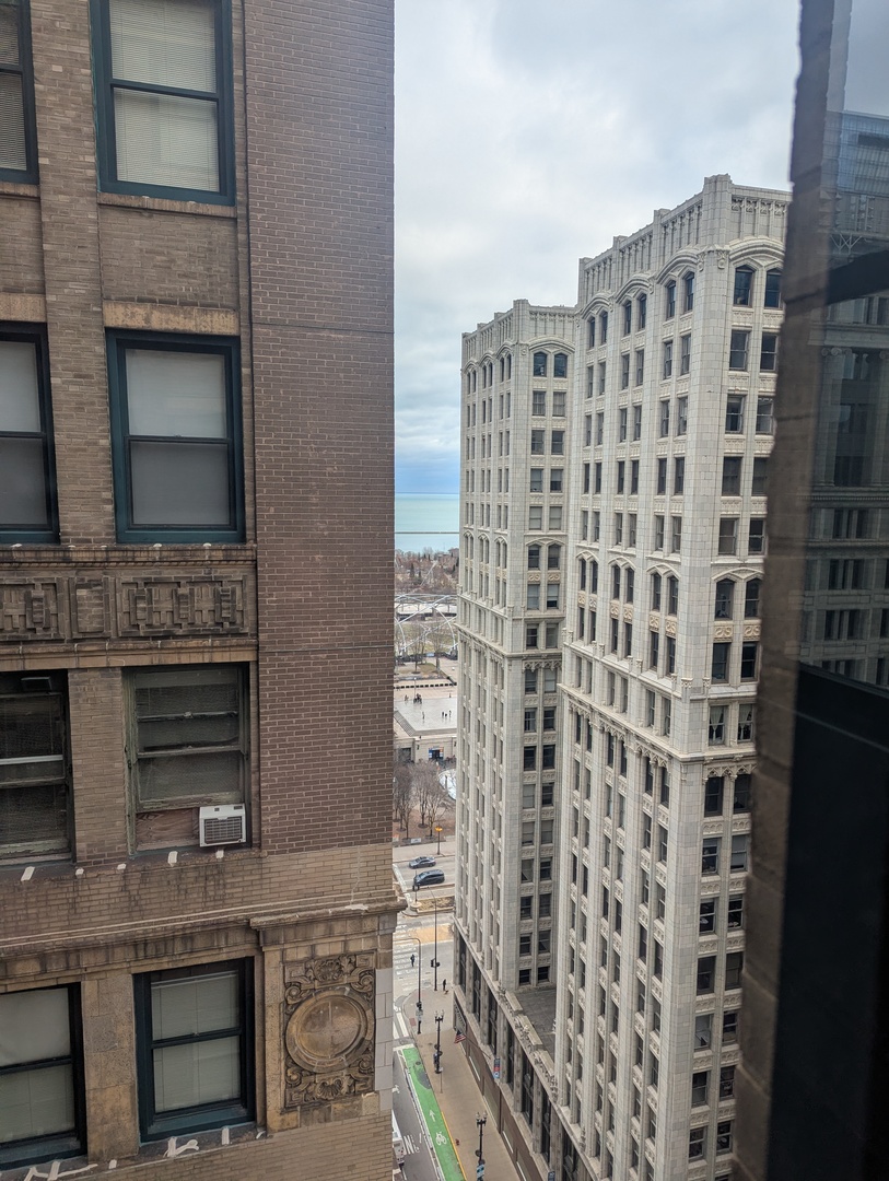 111 N Wabash Avenue 1806 Property Photo 9
