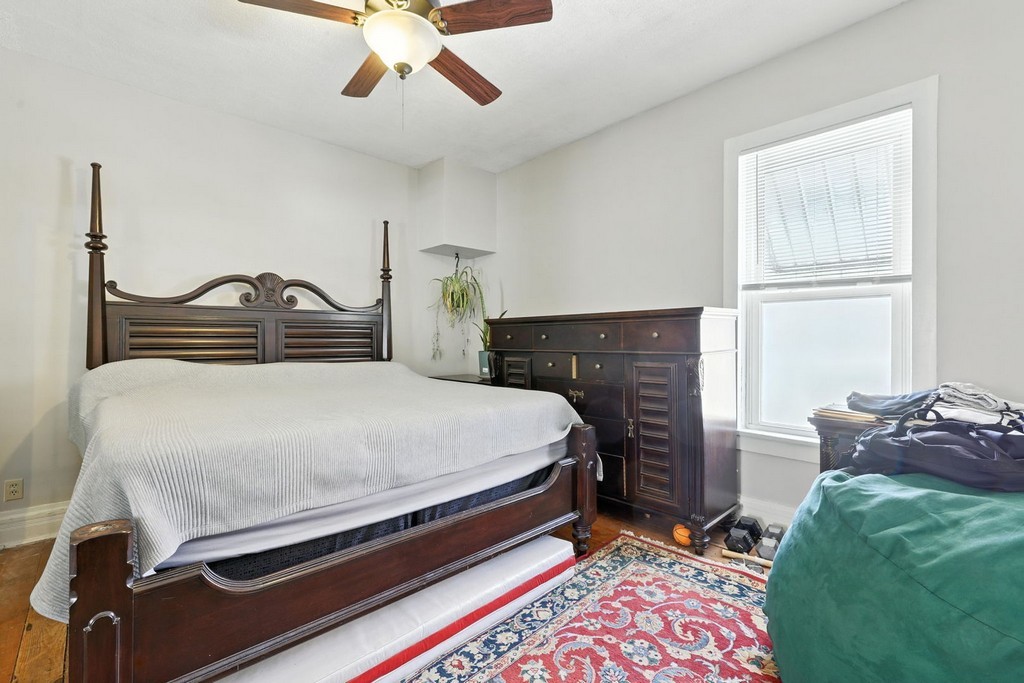9936 Main Street Property Photo 20