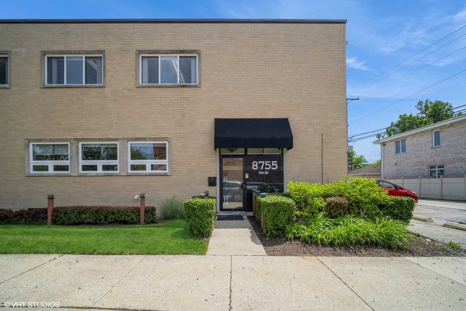 8755 Trumbull Avenue Property Photo 2