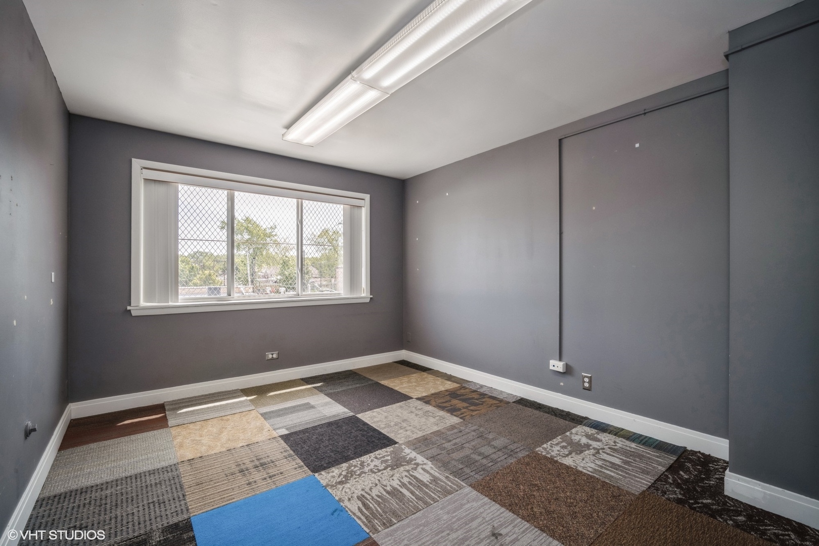 8755 Trumbull Avenue Property Photo 7