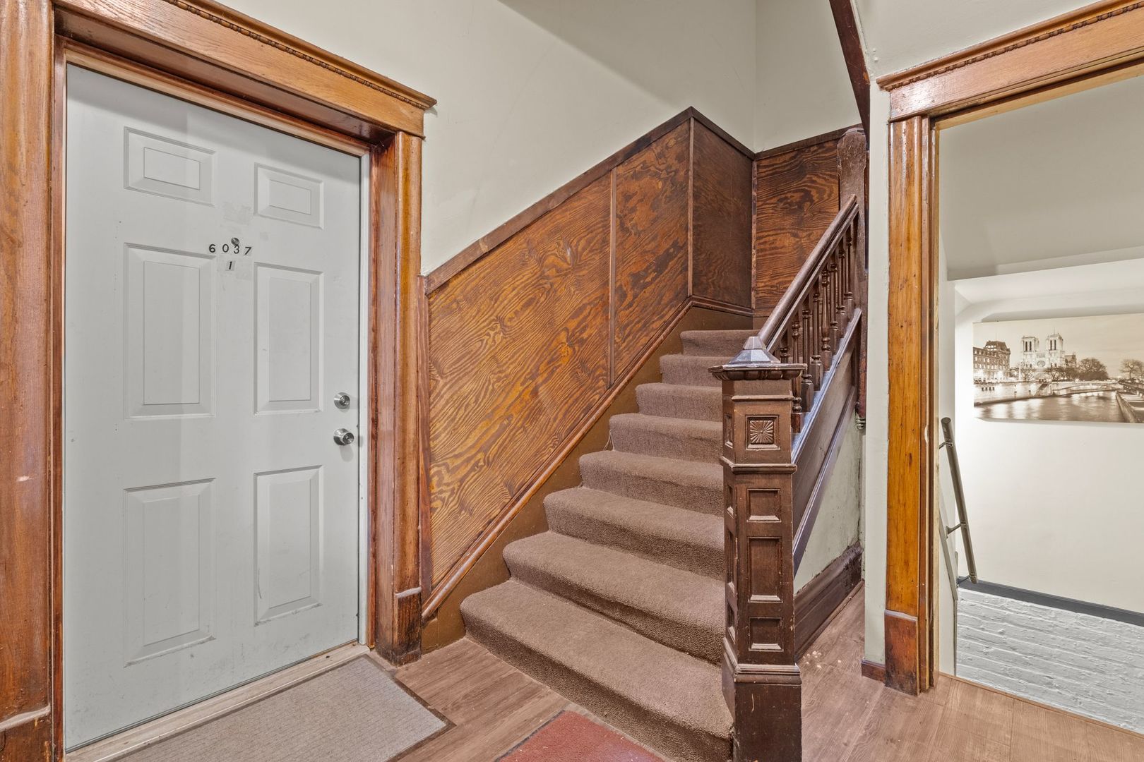 6037 S Champlain Avenue Property Photo 2