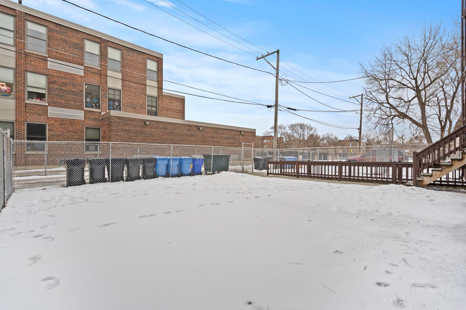 6037 S Champlain Avenue Property Photo 24