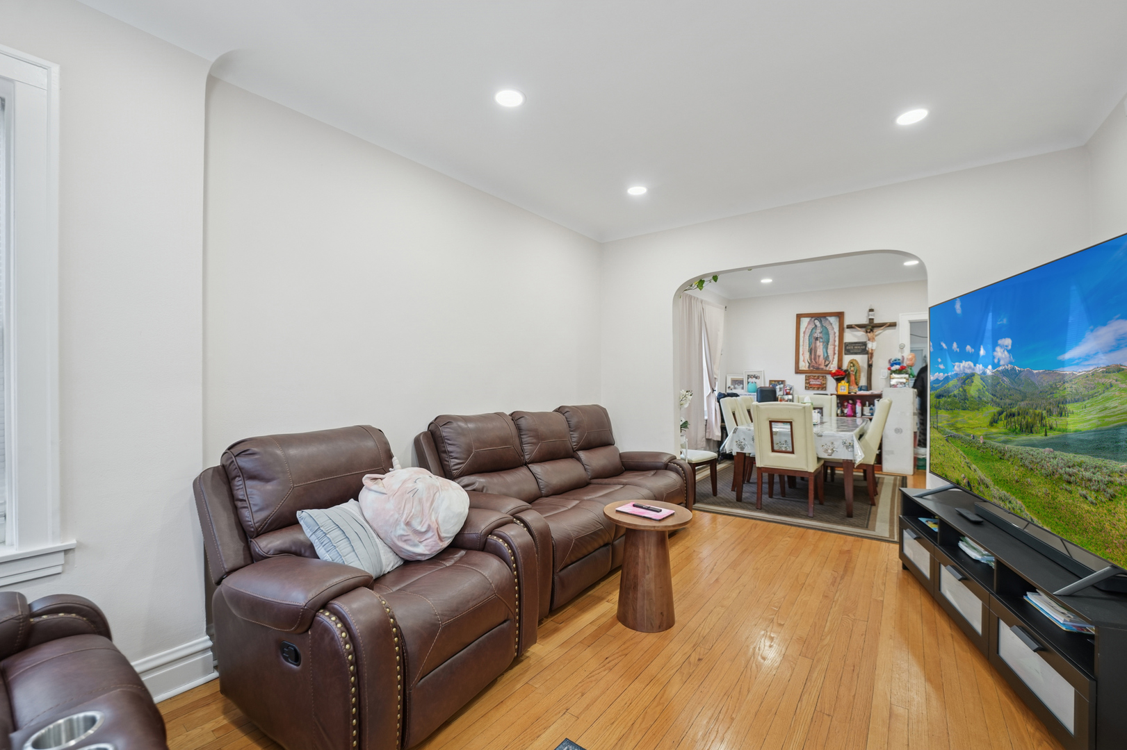 4954 W Byron Street Property Photo 15