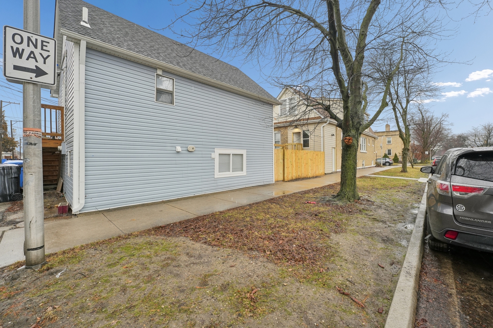 4954 W Byron Street Property Photo 19