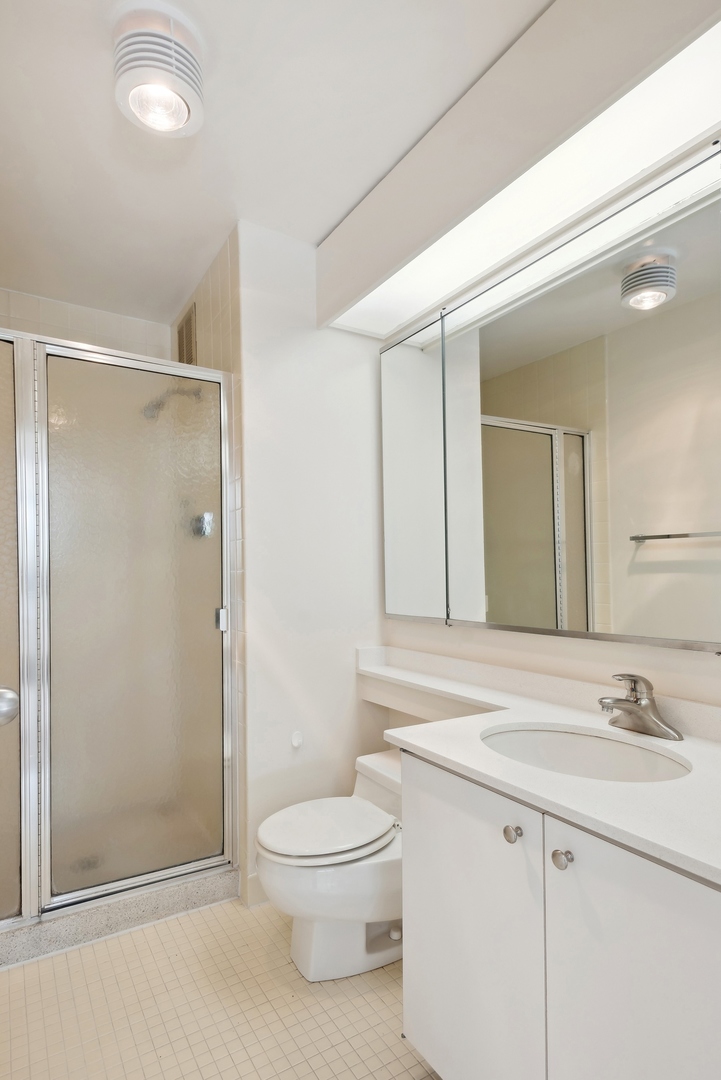 155 N Harbor Drive 403 Property Photo 12