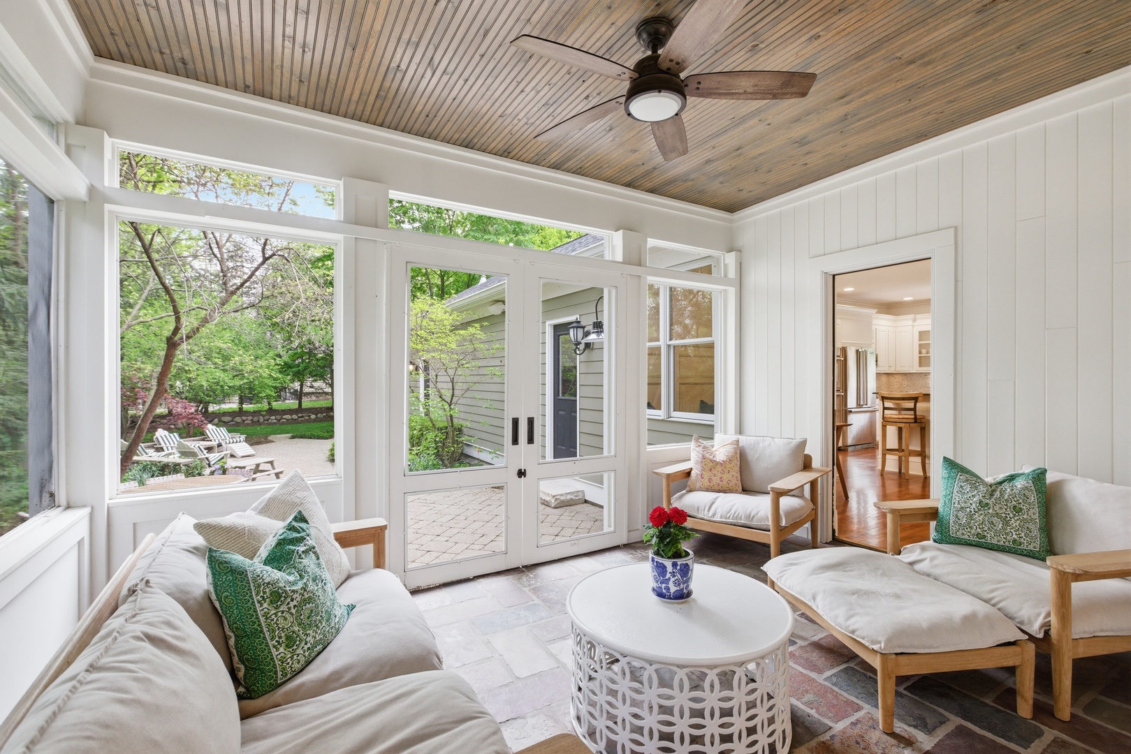 146 Franklin Street Property Photo 8