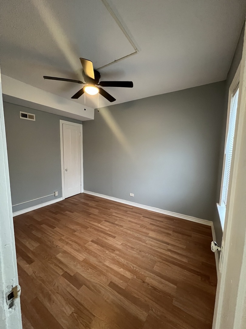 7800 S Burnham Avenue 1w Property Photo 6