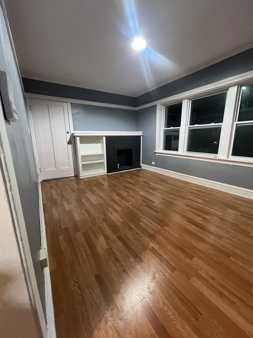 7800 S Burnham Avenue 1w Property Photo 8