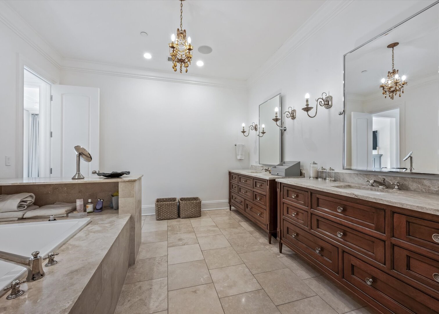 441 W Deming Place Property Photo 32