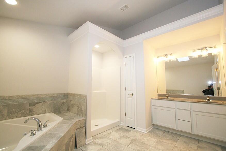 8252 Dylan Drive Property Photo 7