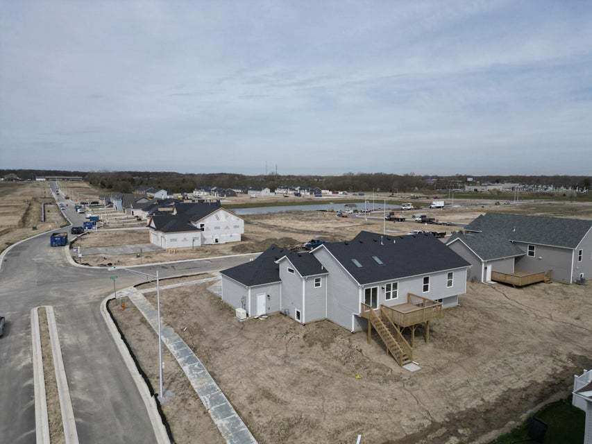8246 Dylan Drive Property Photo 4