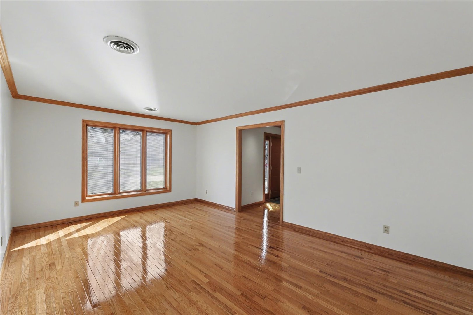 2404 N Nottingham Court Property Photo 10