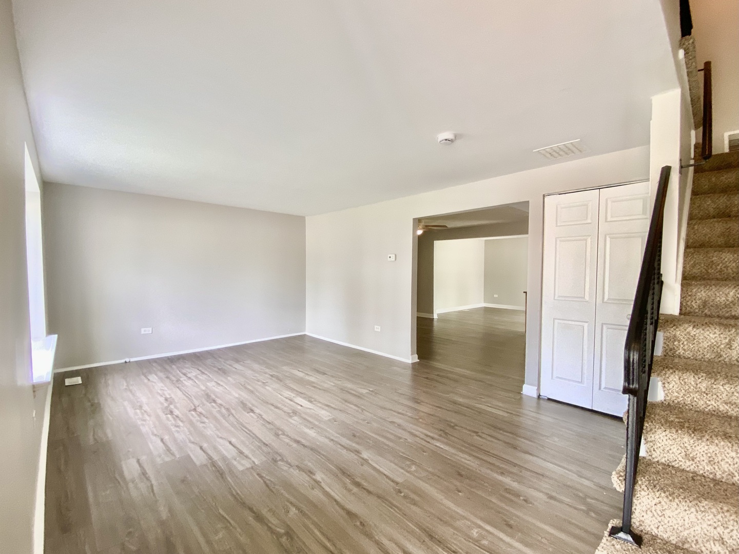 903 Blackhawk Drive Property Photo 3