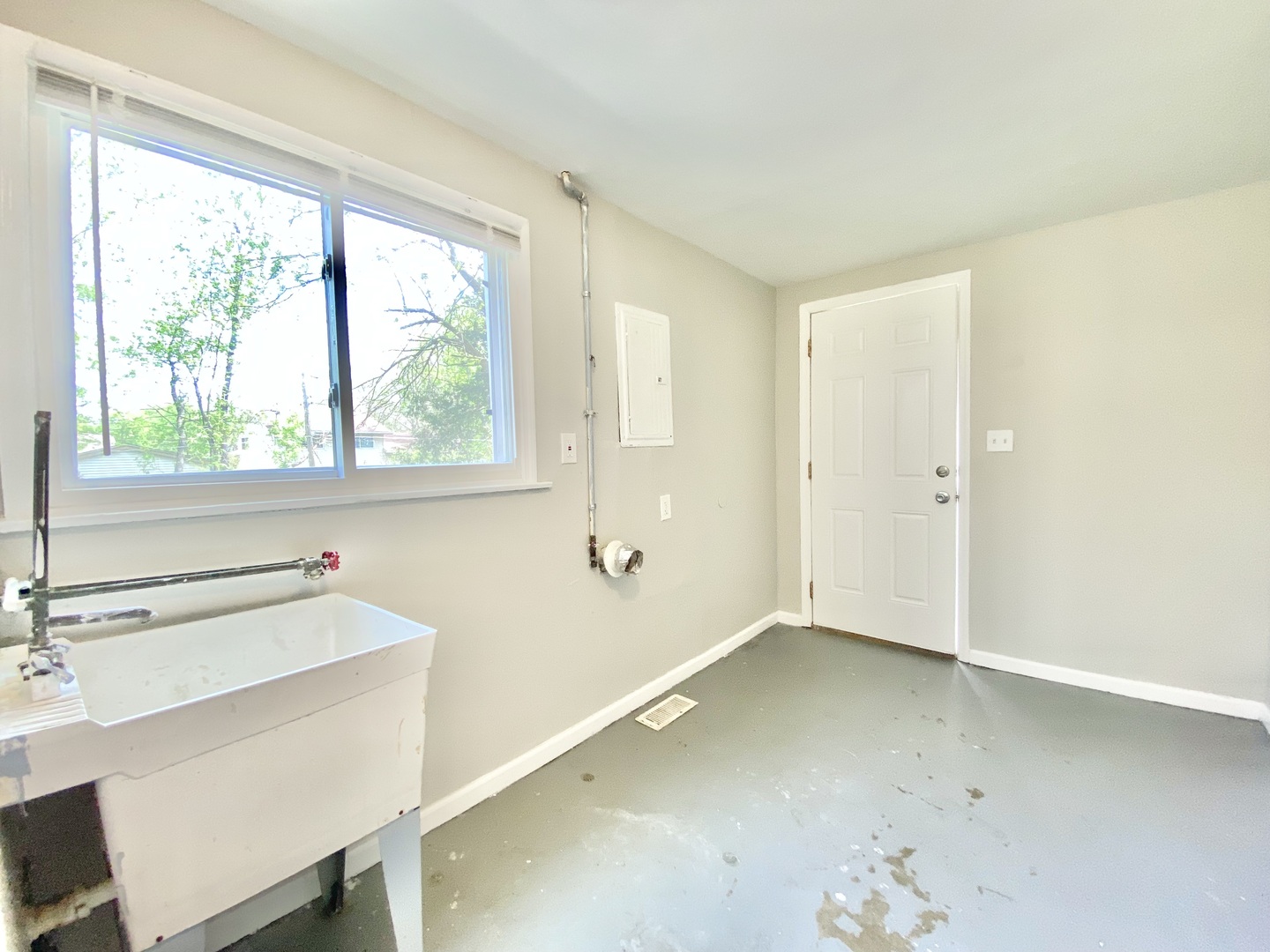 903 Blackhawk Drive Property Photo 11