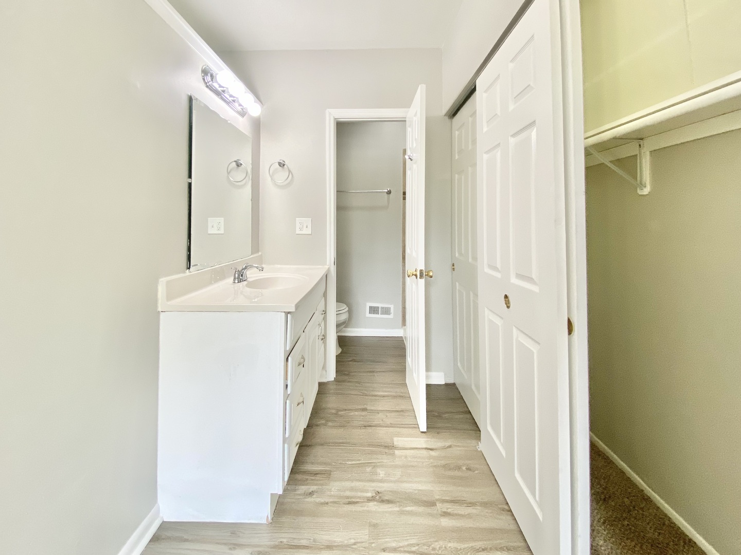 903 Blackhawk Drive Property Photo 15