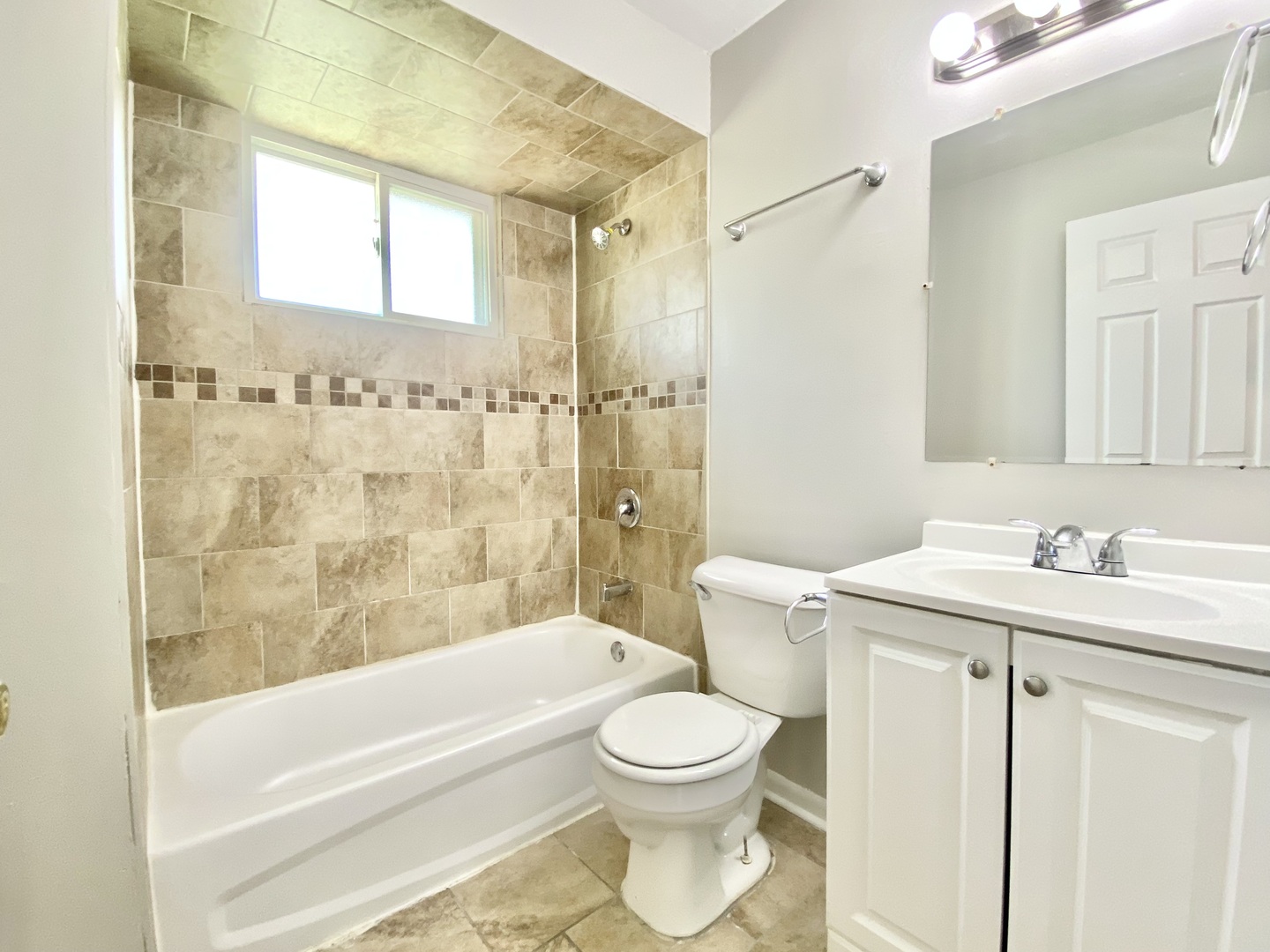 903 Blackhawk Drive Property Photo 18