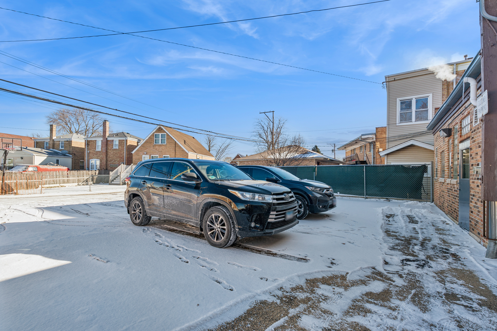 6514 W Higgins Avenue Property Photo 12